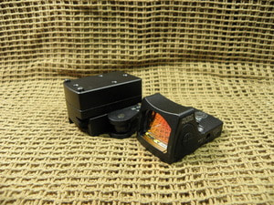 Ace1 Arms RMR Style Control Sensor Red Dot Sight On / Off with QD Mount ( BK )A형